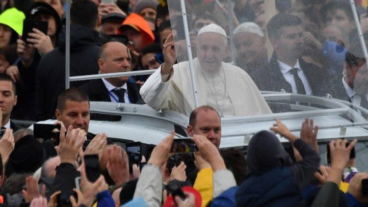 Papa Francisc, al doilea suveran Pontif care a vizitat România Papa Francisc, al doilea suveran Pontif care a vizitat România