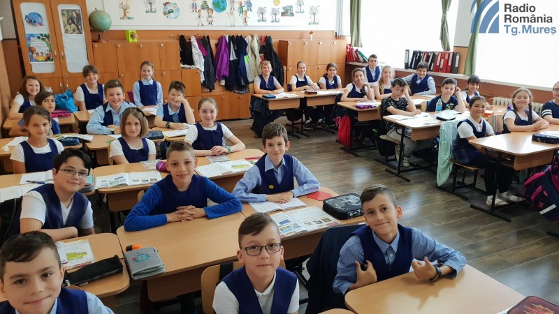 Spiru Haret Mureș este de acord cu noua structură a anului școlar Spiru Haret Mureș este de acord cu noua structură a anului școlar