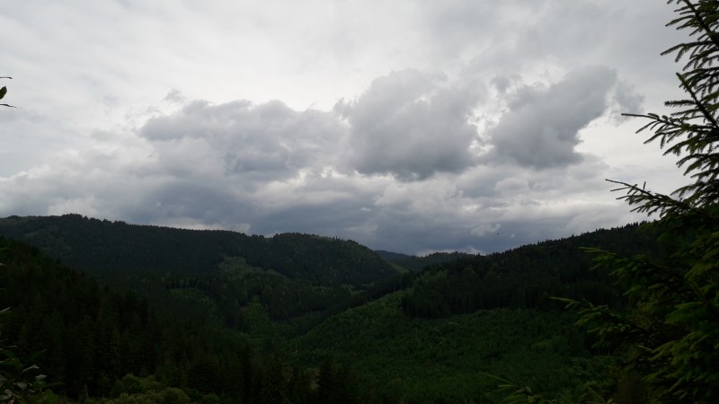 Meteorologii au emis cod galben de vreme instabilă