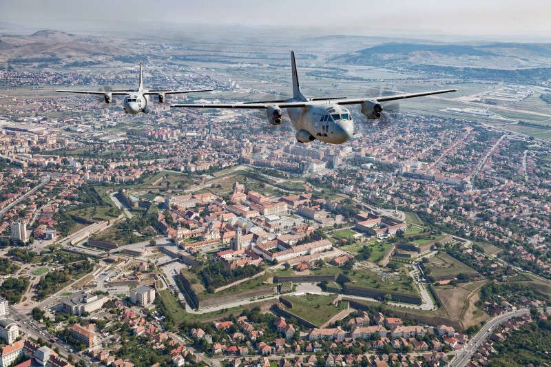 Un pacient cu arsuri pe 55% din suprafaţa corpului, transportat cu un avion militar românesc la un spital din Italia