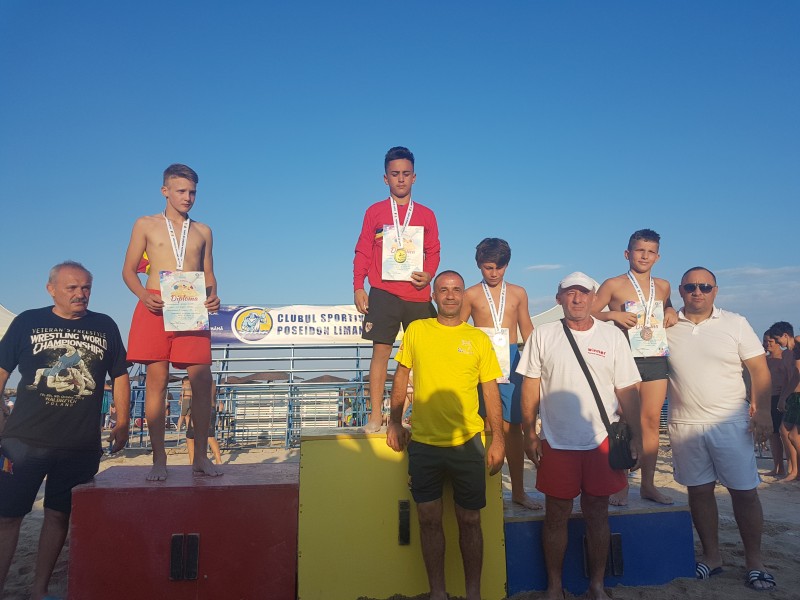 Argint și bronz pentru mureșeni, la lupte pe plajă
