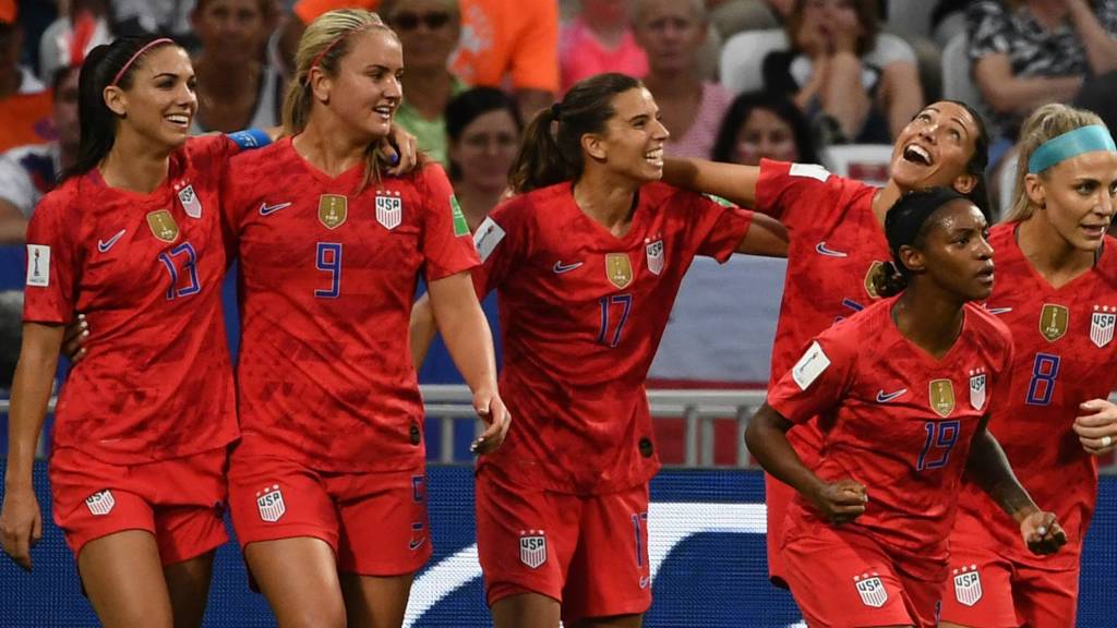 Fotbalistele americane, din nou în finală