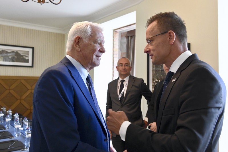 Discuții între miniștri de externe din România și Ungaria