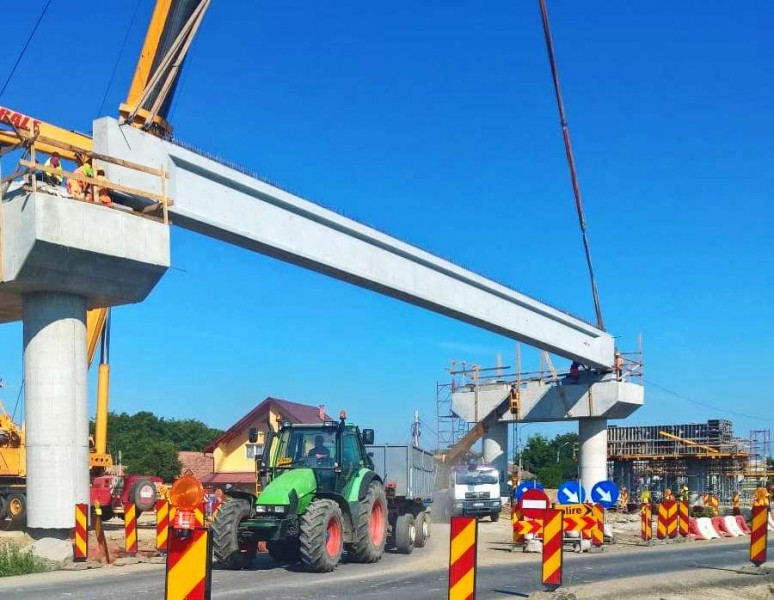 Circulatia pe DN14A, la intrarea în Iernut, se desfășoară alternativ