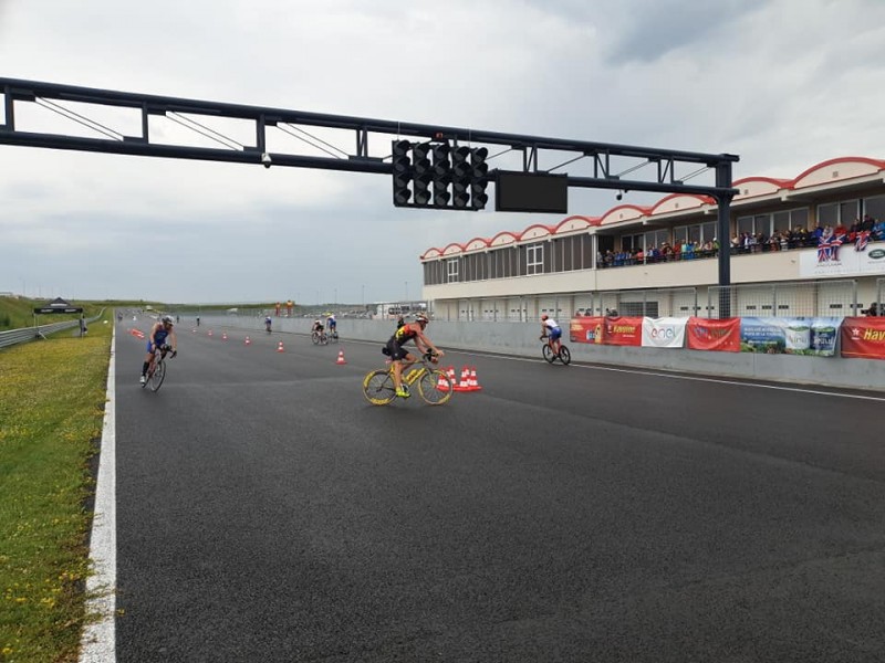 Britanicii au dominat duatlon-ul de la „Transilvania Motor Ring”