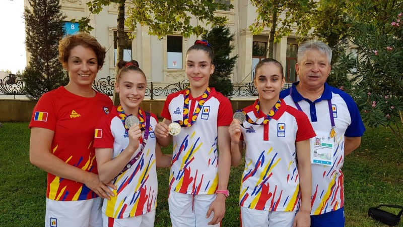 Gimnastele tricolore, medaliate cu argint la FOTE