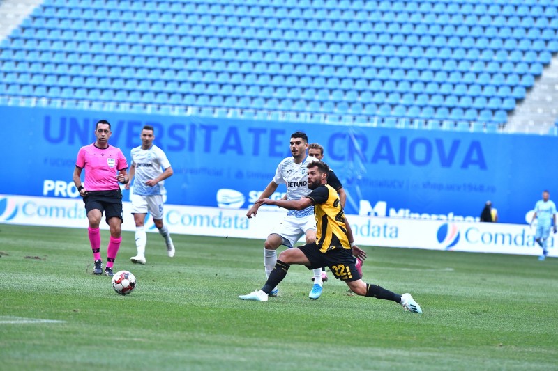 FCSB și Craiova, șanse diminuate în Europa League