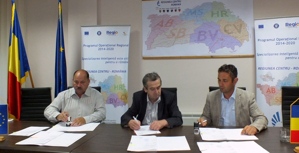 Grădinițe moderne pentru 138 de preșcolari din două comune din Mureș și Harghita
