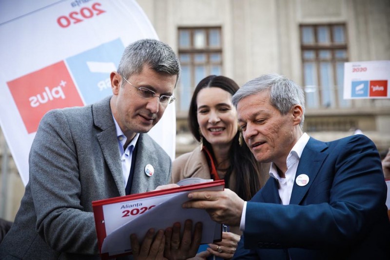 Comitetul Politic al Uniunii Salvaţi România a votat continuarea alianţei cu PLUS