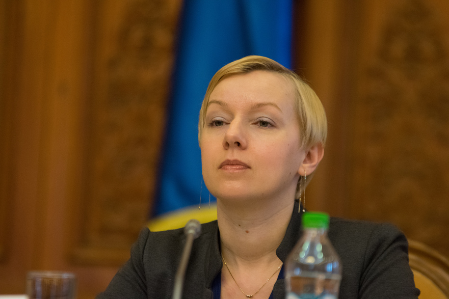 Judecătoarea Dana Gîrbovan a anunţat că îşi retrage demisia din magistratură Judecătoarea Dana Gîrbovan a anunţat că îşi retrage demisia din magistratură