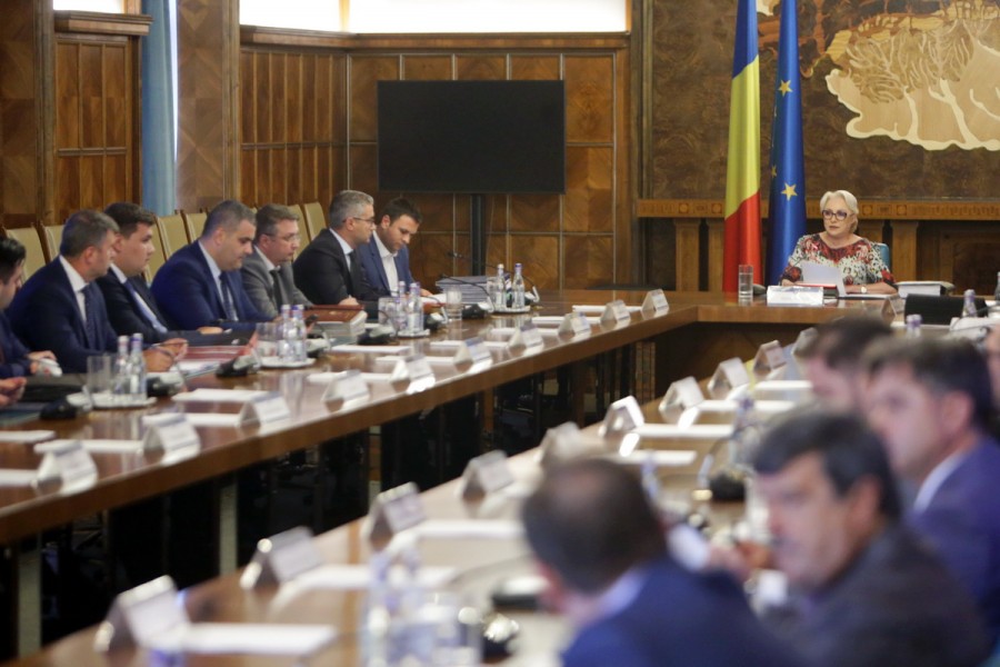 Guvernul a amânat rectificarea bugetară