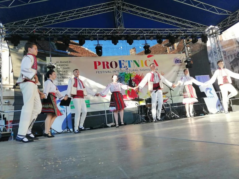 A-17-a ediție a Festivalului Intercultural Pro Etnica se încheie azi