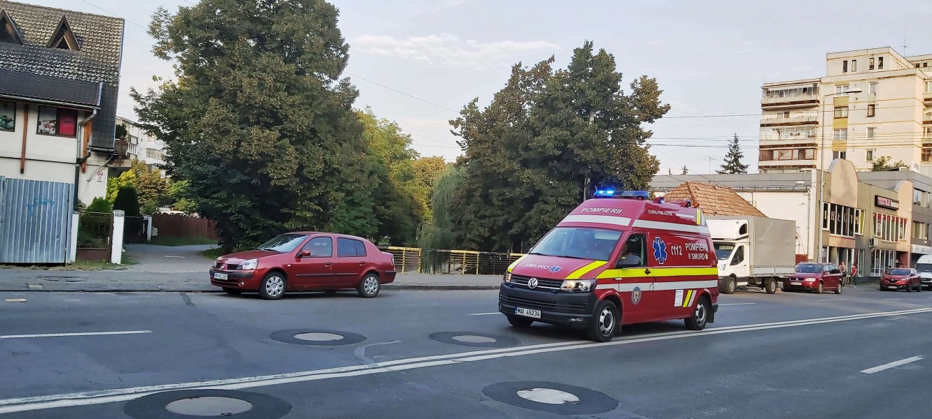 Un incendiu şi 25 de intervenţii SMURD, bilanţul sfârşitului de săptămână în Harghita