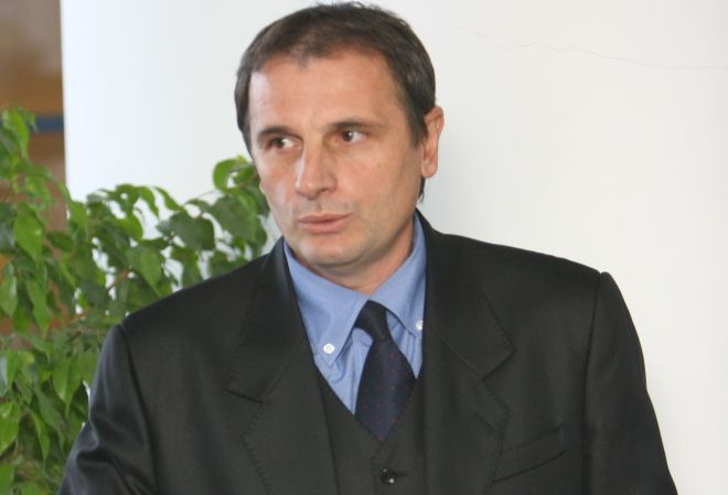 CJ Mureș plătește, de 6 ani, salariul unui fost director general al Aeroportului Transilvania