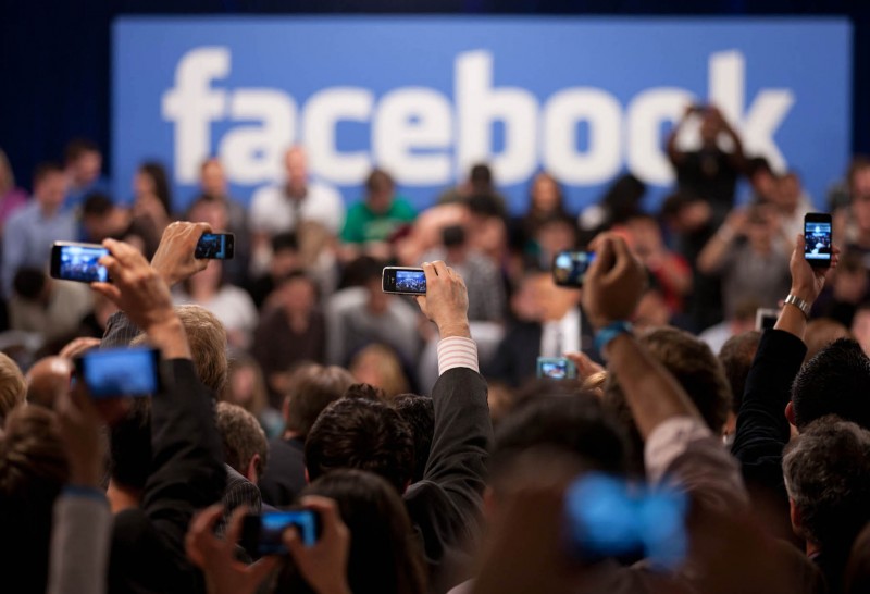 Facebook ar putea ascunde pentru public numărul de aprecieri primit de o postare Facebook ar putea ascunde pentru public numărul de aprecieri primit de o postare
