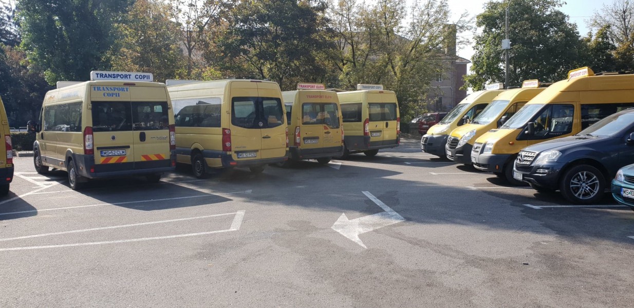 Verificări ale microbuzelor şcolare din Harghita, în cadrul unei ample campanii privind siguranţa elevilor