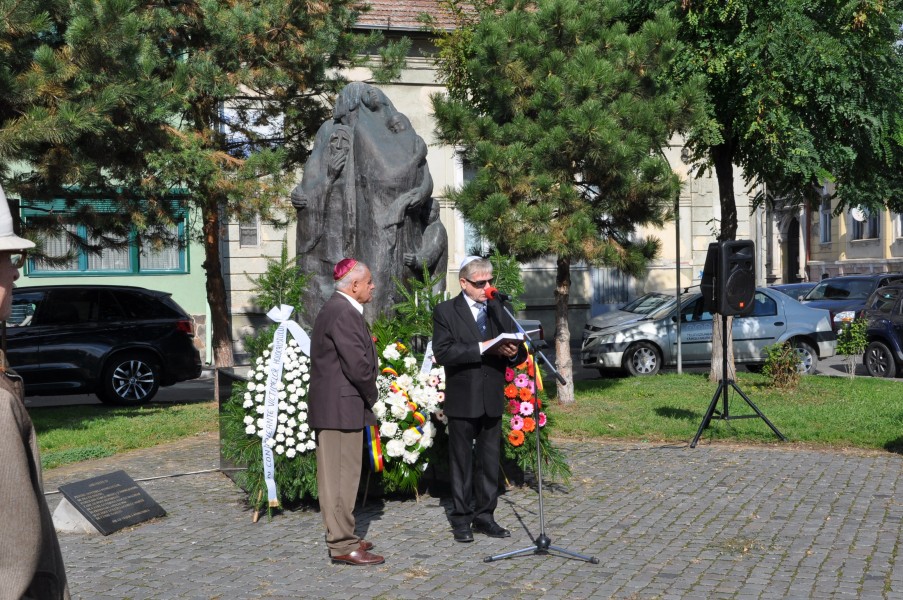 Victimele holocaustului au fost comemorate la Târgu Mureș Victimele holocaustului au fost comemorate la Târgu Mureș