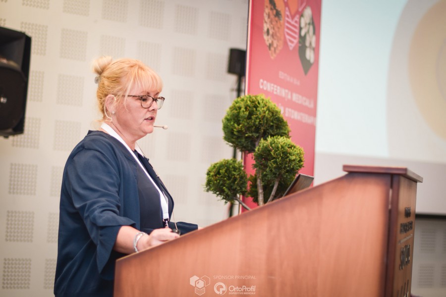 Peste 200 de asistenți medicali participă de azi la Conferința Națională de Stoma-terapie de la Sovata