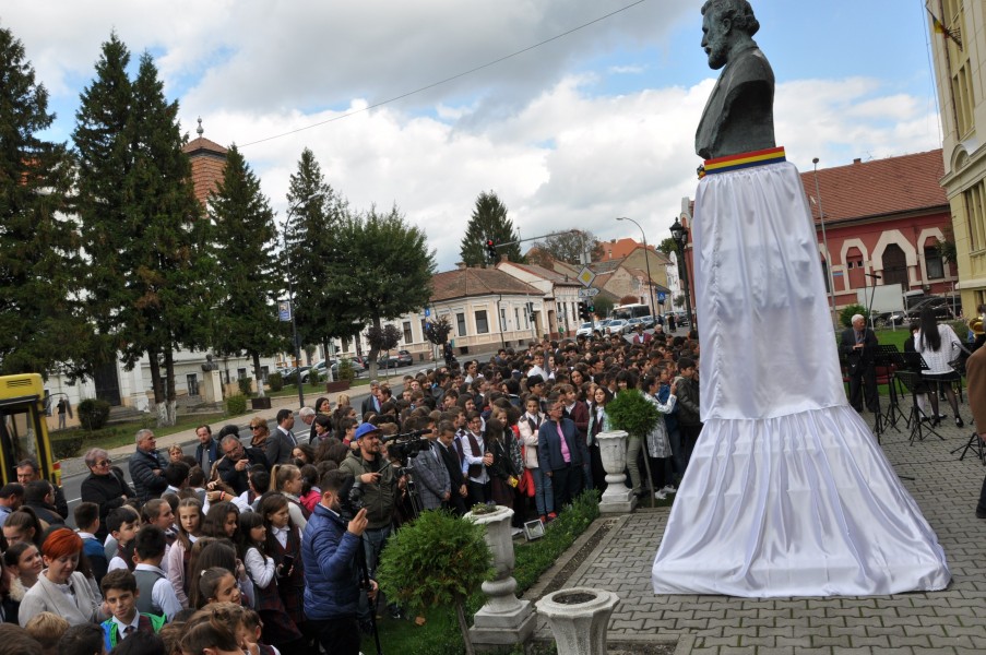 A început sărbătoarea Centenarului la Colegiul Național ”Alexandru Papiu Ilarian” din Târgu Mureș