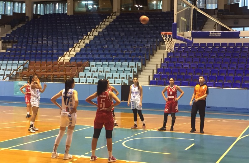 Baschetbalistele mureșene, debut cu stângul în Liga Națională