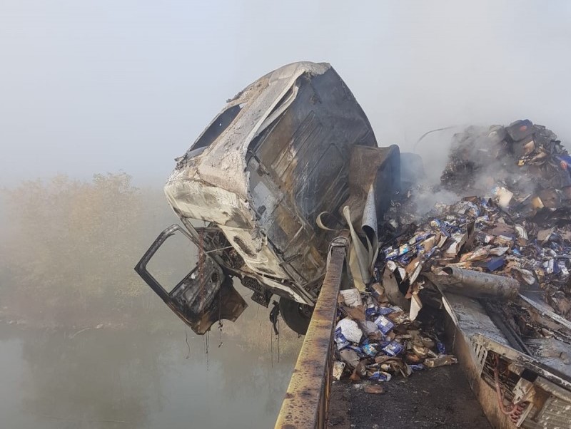 Traficul rutier este blocat pe DN1, la ieșirea din localitatea sibiană Bradu