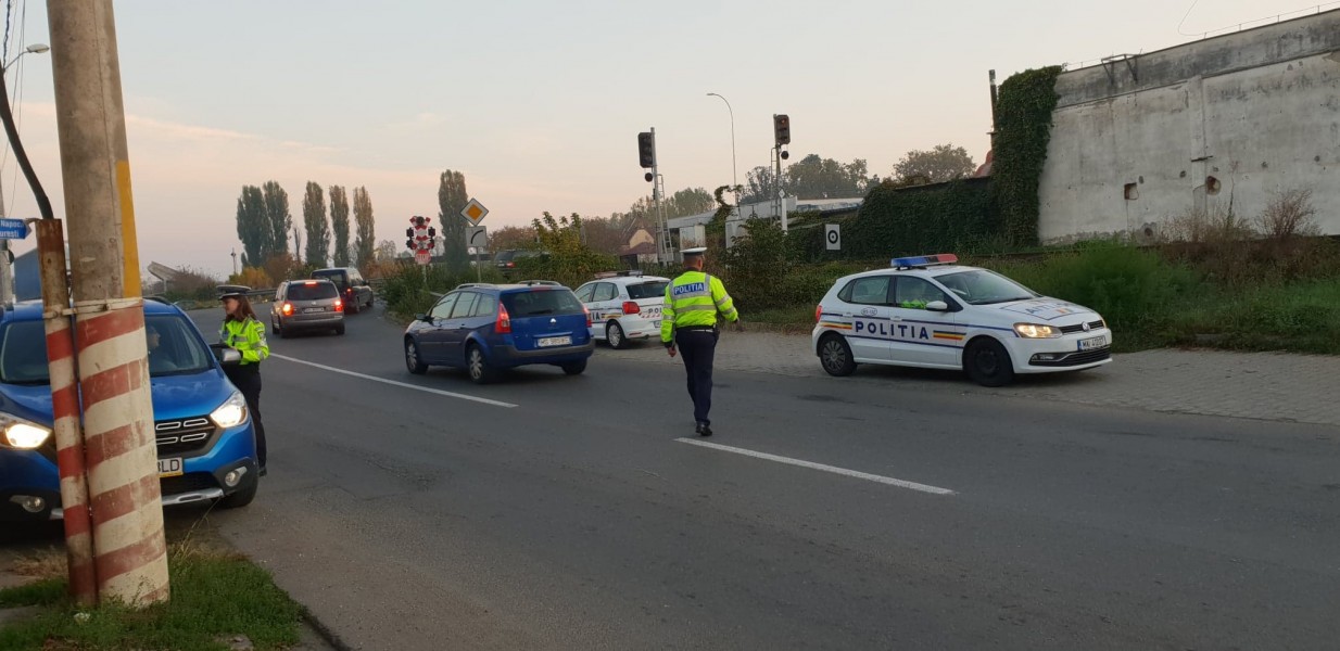 Șoferii mureșeni au fost atenționați la trecerea la nivel cu calea ferată