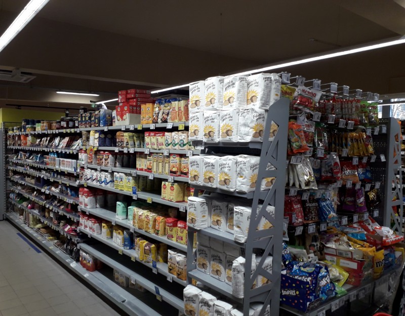 Alimentele care conţin ingrediente provenite din insecte vor putea fi comercializate în magazine