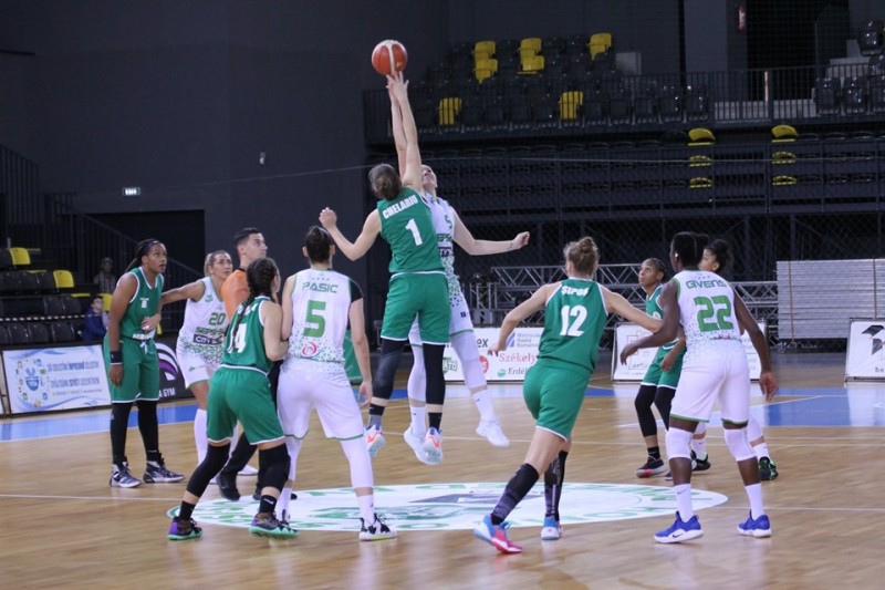 Baschetbalistele din Sfântu Gheorghe au revenit pe primul loc