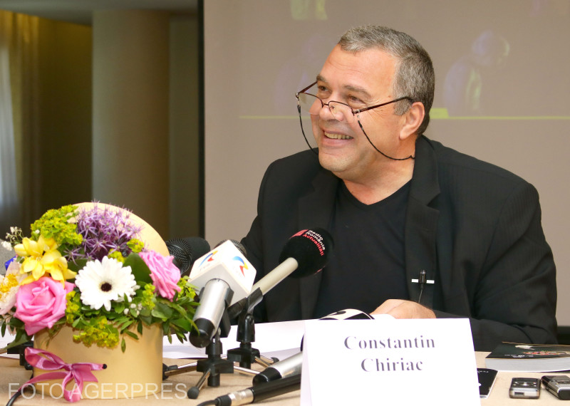Directorul Teatrului Naţional din Sibiu susține redeschiderea teatrelor