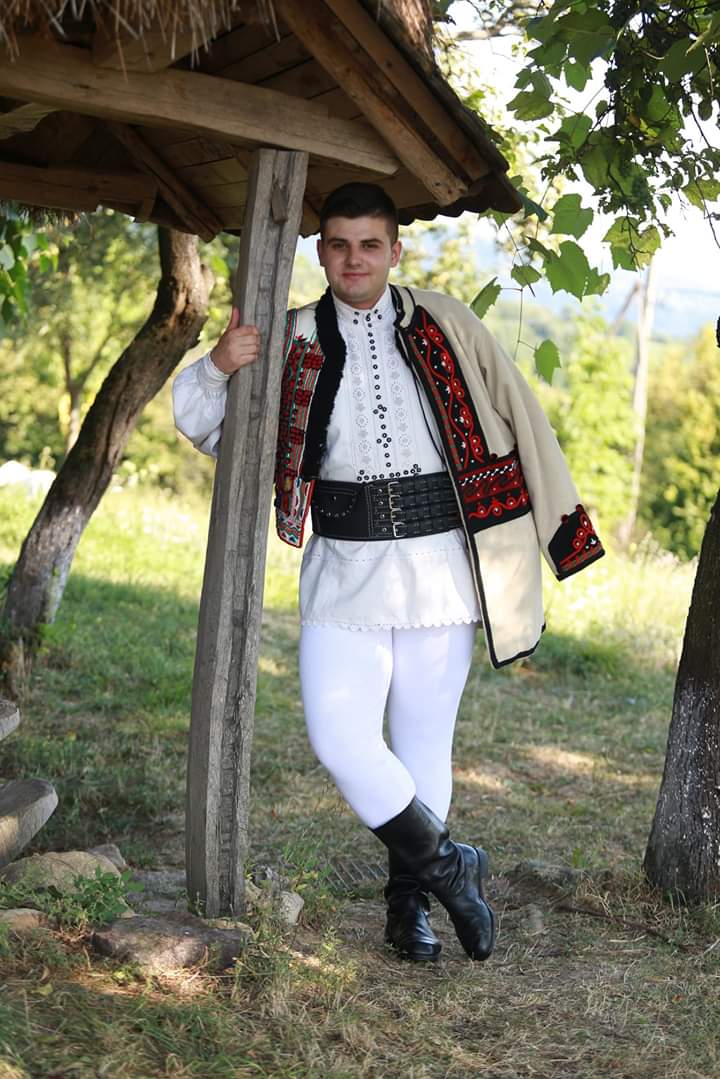 Pe cărarea dorului, cu Andrei Romanică