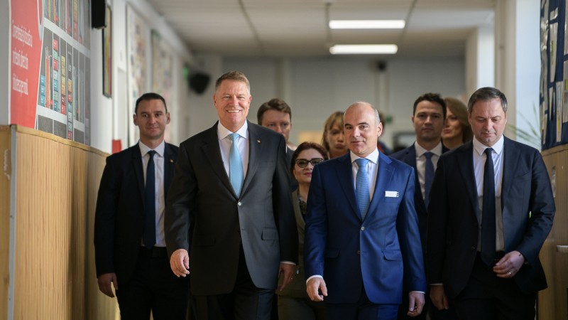 Klaus Iohannis a câștigat primul tur al alegerilor prezidențiale