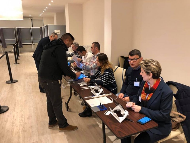 UPDATE: Peste 260 de mii de români din străinătate au votat în cadrul turului doi al alegerilor prezidenţiale