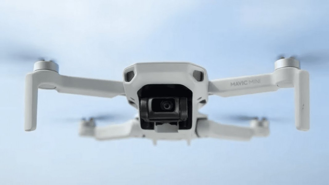 A fost lansată Mavic Mini, cea mai mică dronă pliabilă din portofoliul dronelor semi-profesinale