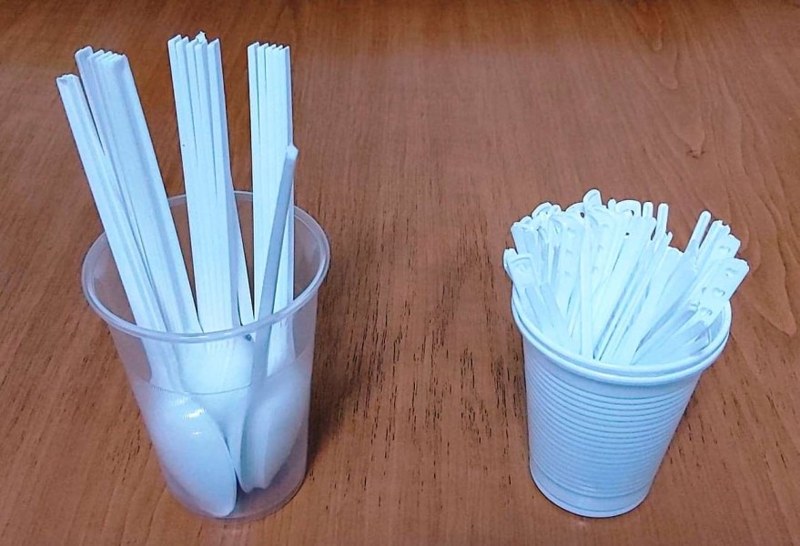 De sâmbătă, produsele din plastic de unică folosință nu vor mai putea fi comercializate