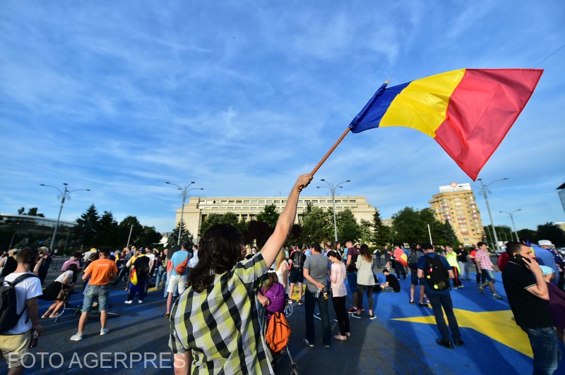 Dosarul privind intervenţia jandarmilor în 10 august va fi desecretizat