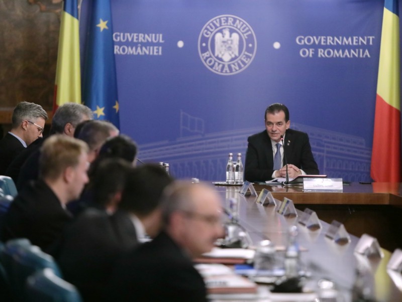Guvernul îşi va angaja răspunderea pe alegerea primarilor în două tururi