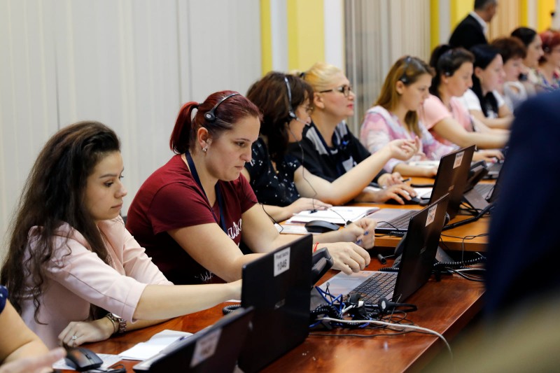 Prezenţa totală la urne a trecut de 50%, în primul tur al alegerilor prezidenţiale