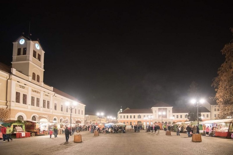 Târgul de Crăciun din Sfântu Gheorghe se deschide pe 14 decembrie