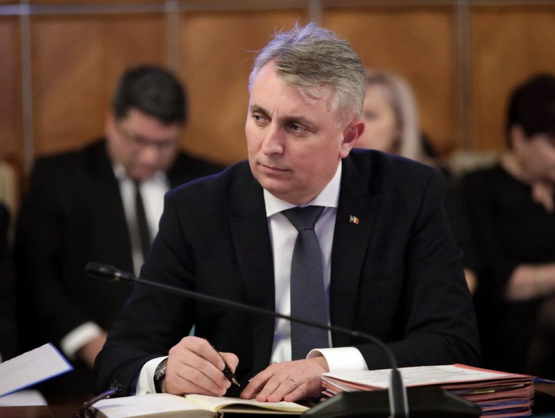 Lucian Bode a preluat mandatul de ministru al Afacerilor Interne Lucian Bode a preluat mandatul de ministru al Afacerilor Interne