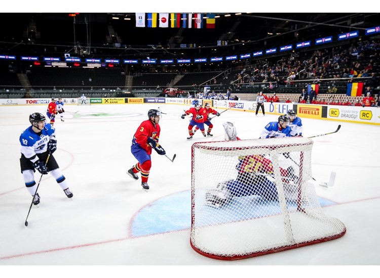 Hocheiștii tricolori își încep parcursul la Mondiale