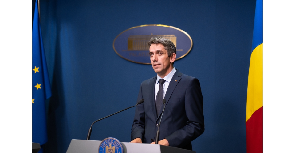 Executivul vrea să se renunţe la contractele în parteneriat public-privat pentru autostrăzile Comarnic-Braşov şi Târgu Neamţ-Iaşi