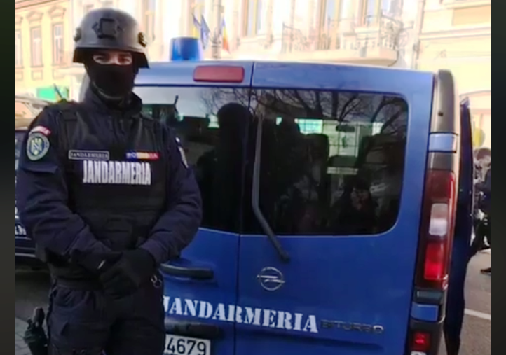 Femeie accidentată de o maşină a Jandarmeriei, în municipiul Sfântu Gheorghe