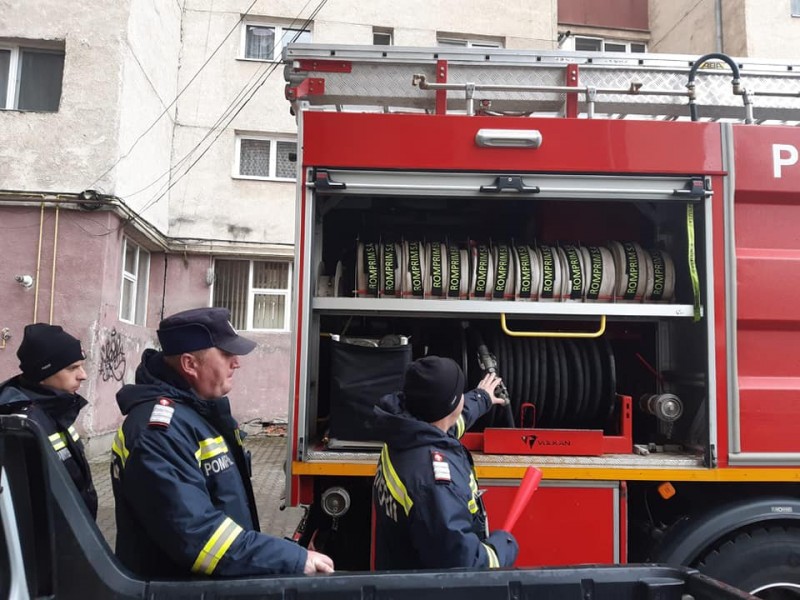 Pompierii harghiteni au intervenit ieri la 9 situații de urgență