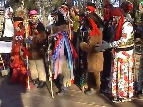 ”Proștii”, obicei inedit de An Nou pe Valea Mureșului