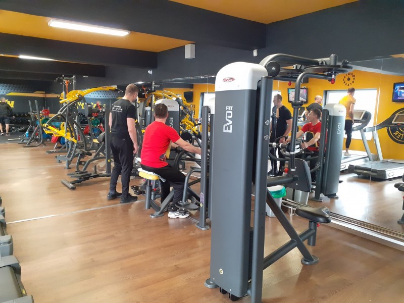 Exerciţiile fizice menţin în formă nu doar muşchii şi articulaţiile, ci şi celulele creierului