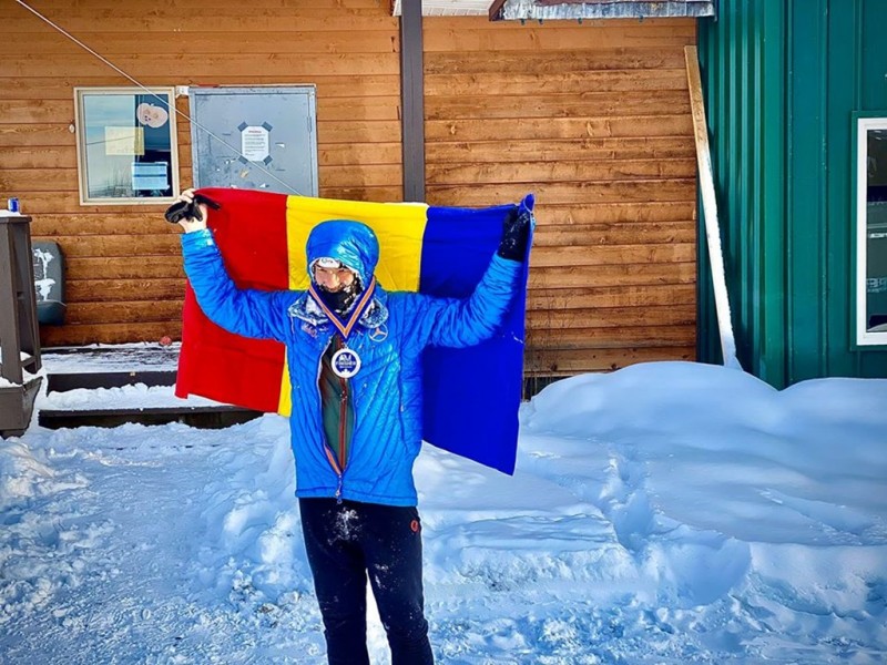 Peste 700 de susţinători ai lui Tibi Uşeriu la Yukon Arctic Ultra au donat bani pentru „Via Transilvanica”