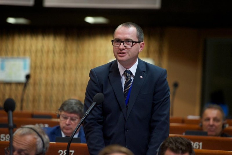 Primarul municipiului Miercurea Ciuc, Attila Korodi, şi-a anunţat demisia din Parlament