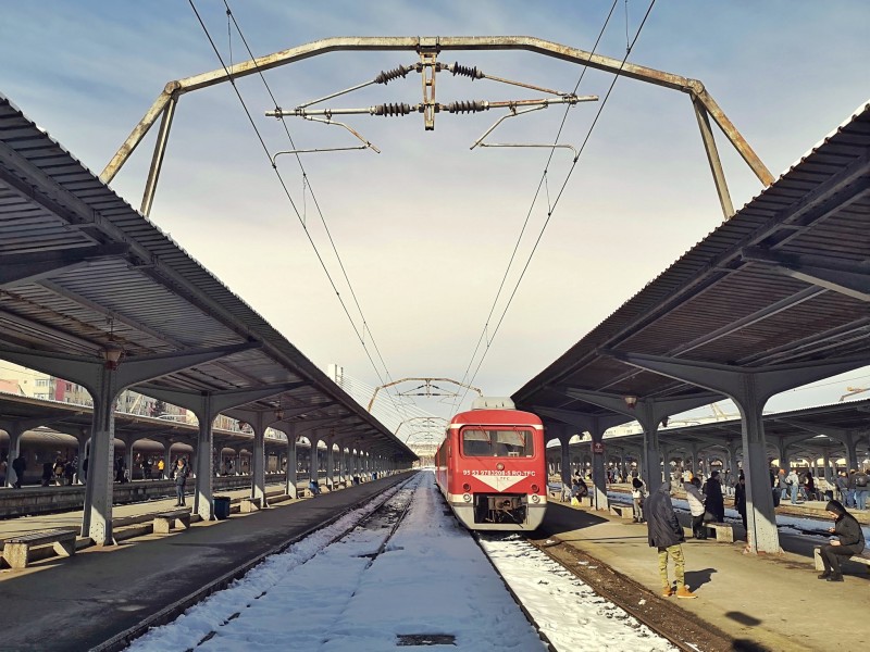 CFR Călători introduce trenuri de navetă destinate transportului elevilor