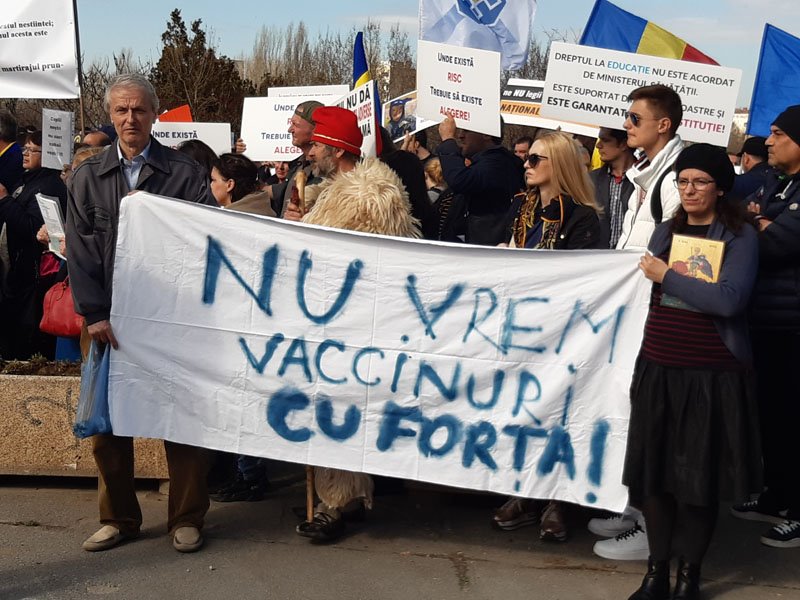 Proteste sâmbătă în toată țara împotriva Legii vaccinării