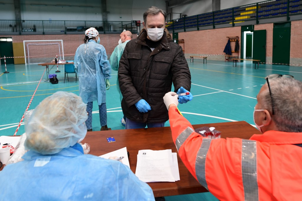Coronavirus: Autorităţile italiene vor distribui săptămâna viitoare 2,5 milioane de teste